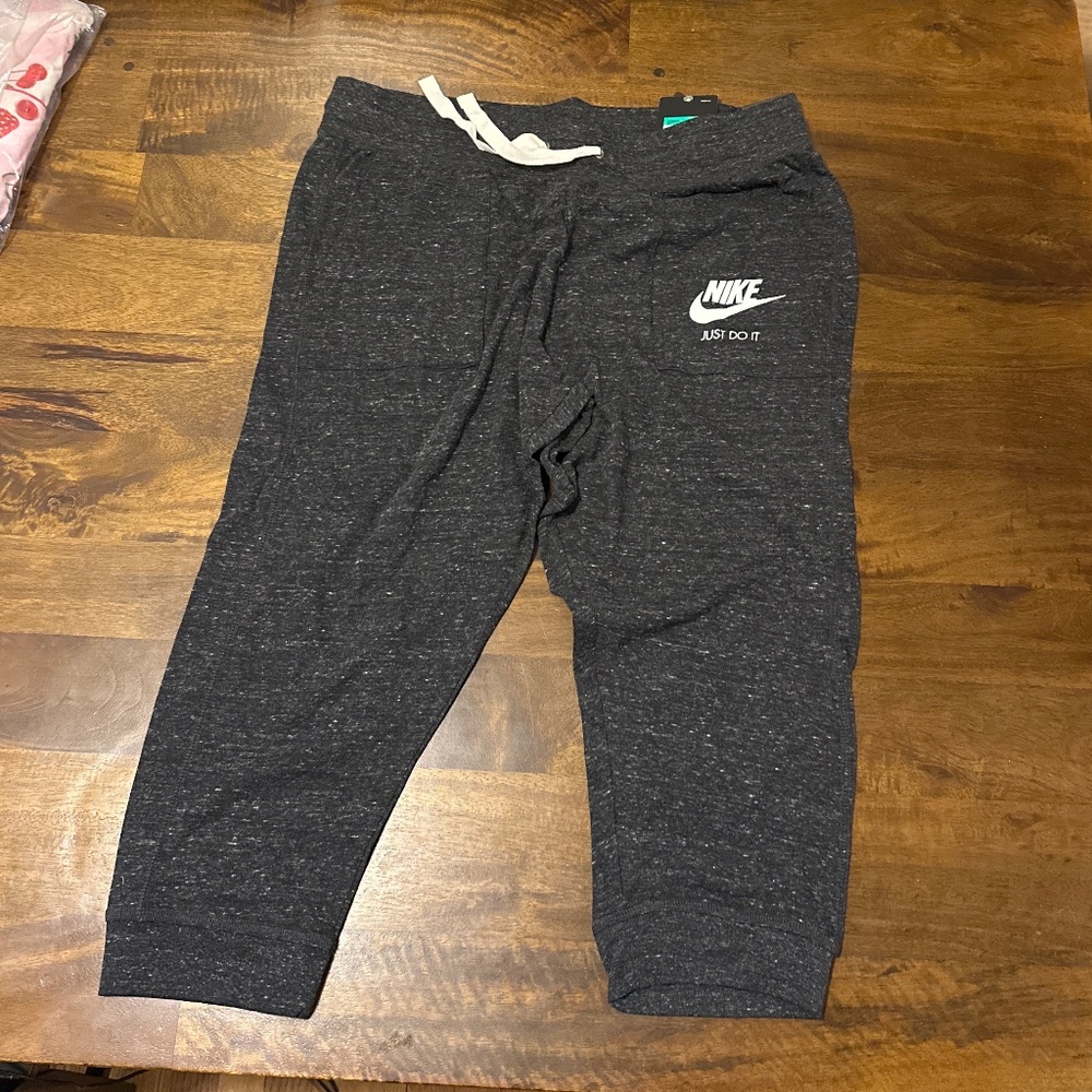 Nike Capri cotton leggings